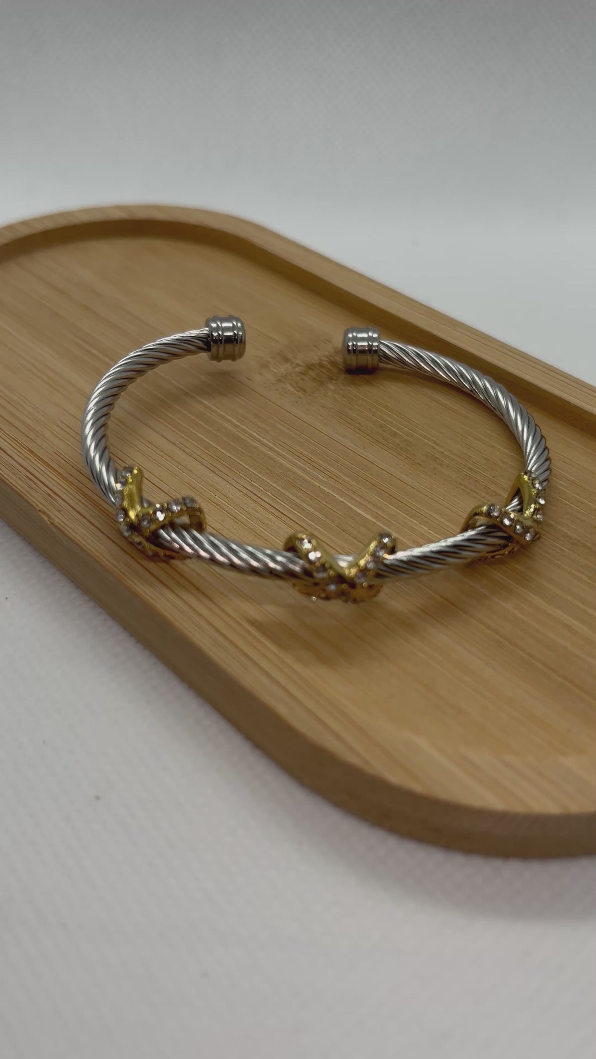 Knot Cuff