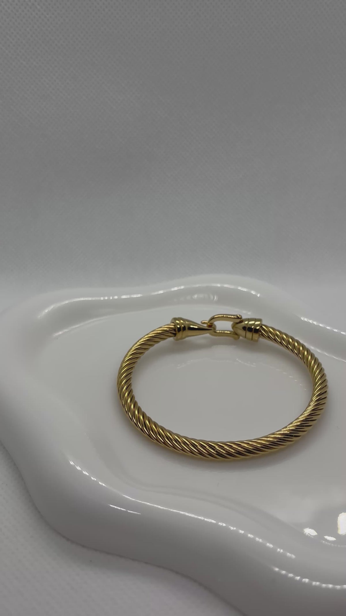 Echo Bracelet